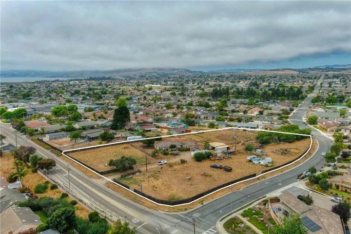 1591 1601 Farroll Road, Grover Beach, California 93433
