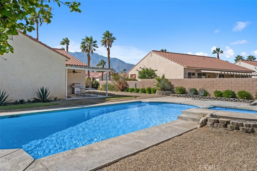 68262 Pasada Road, Cathedral City, California 92234 home-pic-22