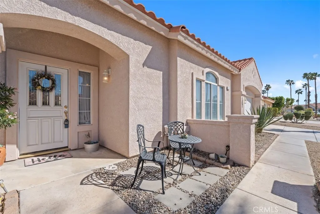 68262 Pasada Road, Cathedral City, California 92234 home-pic-2