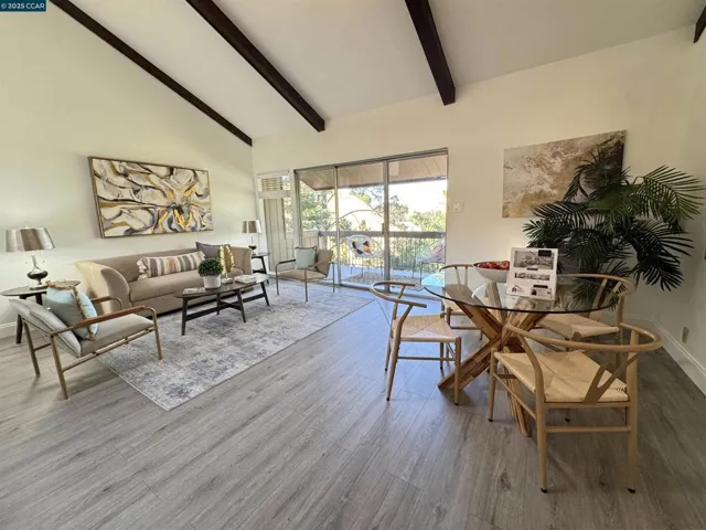 2075 Ascot Dr, Moraga, California 94556