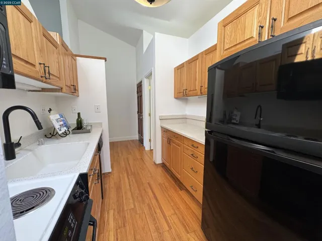 2075 Ascot Dr, Moraga, California 94556