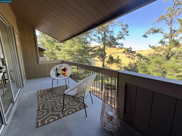 2075 Ascot Dr, Moraga, California 94556