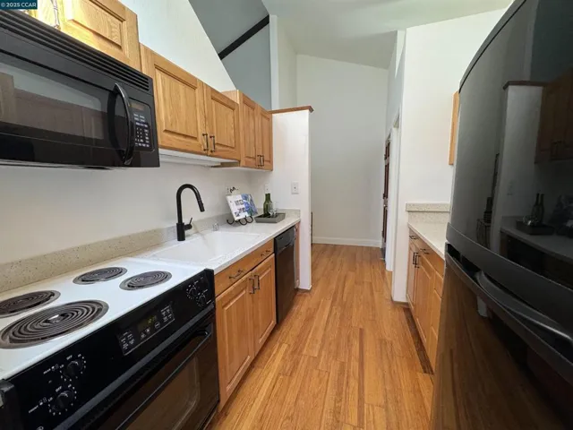 2075 Ascot Dr, Moraga, California 94556