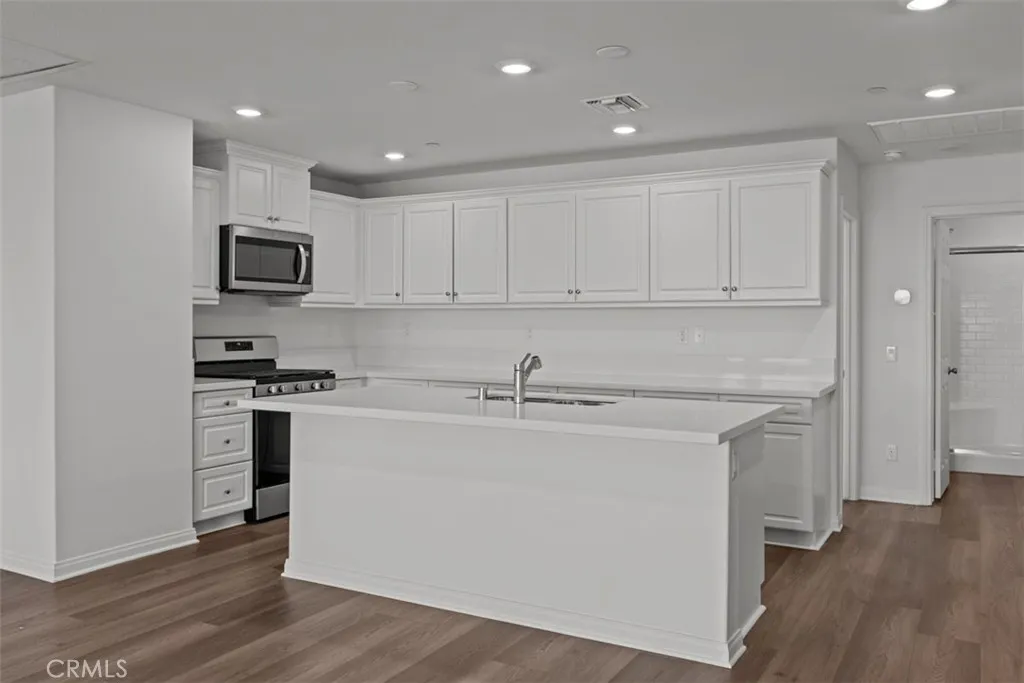 4285 S Hermosa Paseo, Ontario, California 91761 home-pic-10