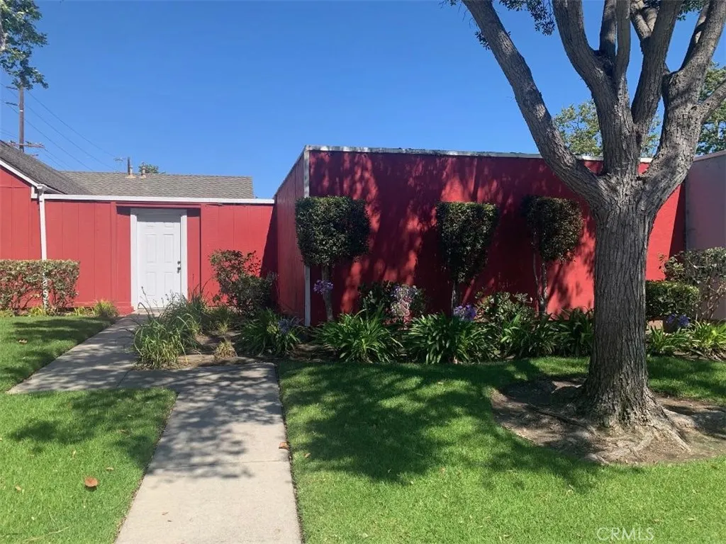 469 Corvette Street, Port Hueneme, California 93041 home-pic-2
