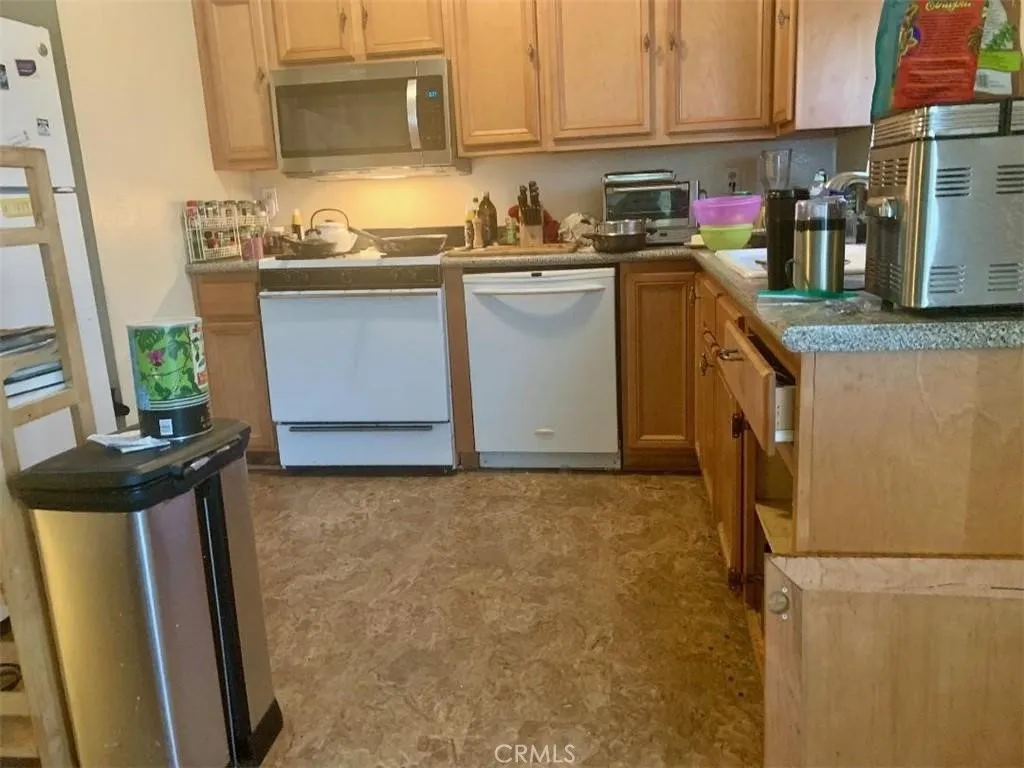 469 Corvette Street, Port Hueneme, California 93041 home-pic-4