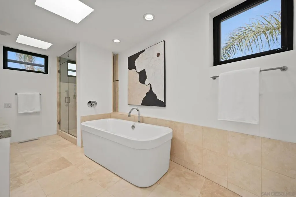 2402 Camino Del Mar, Del Mar, California 92014 home-pic-11