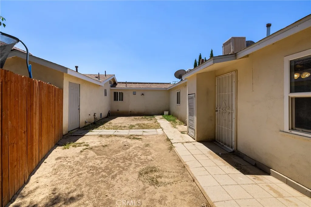 38126 11th Street E, Palmdale, California 93550 home-pic-29