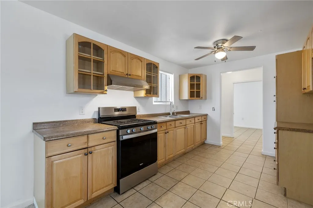 38126 11th Street E, Palmdale, California 93550 home-pic-20