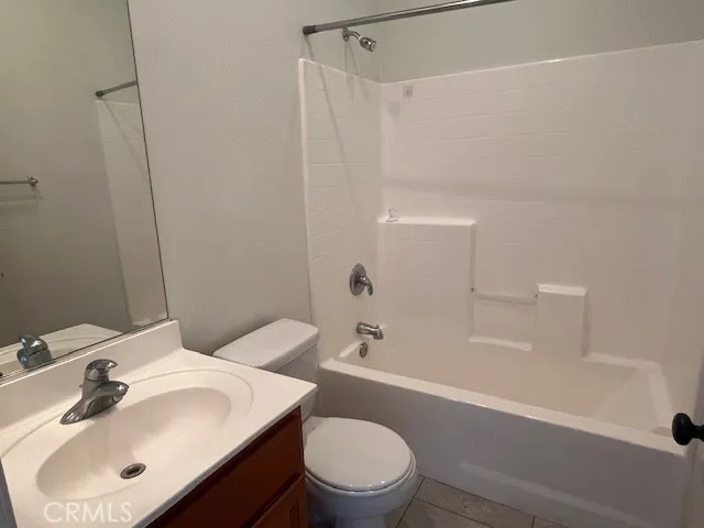 3411 S Main Street E, Santa Ana, California 92707