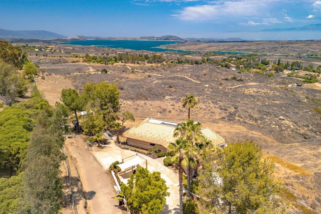 20329 Luchs Rd, Perris, California 92570, 5 Bedrooms Bedrooms, ,3 BathroomsBathrooms,Residential,For Sale,Luchs Rd,250034121SD