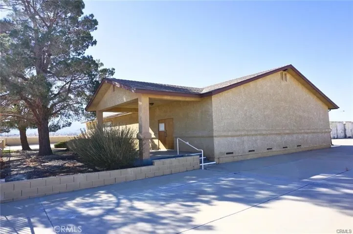 11112 Barstow Road, Lucerne Valley, California 92356
