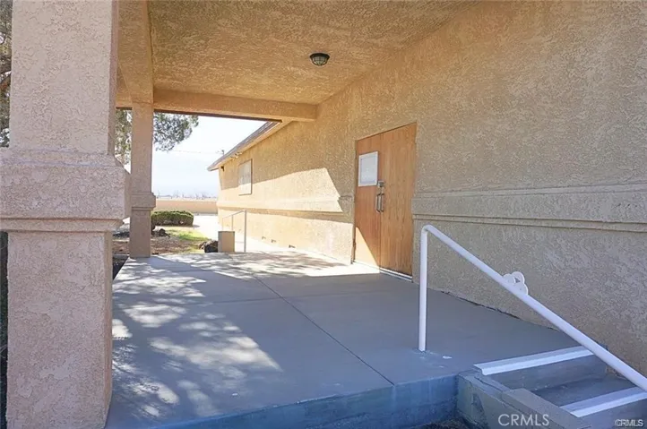 11112 Barstow Road, Lucerne Valley, California 92356