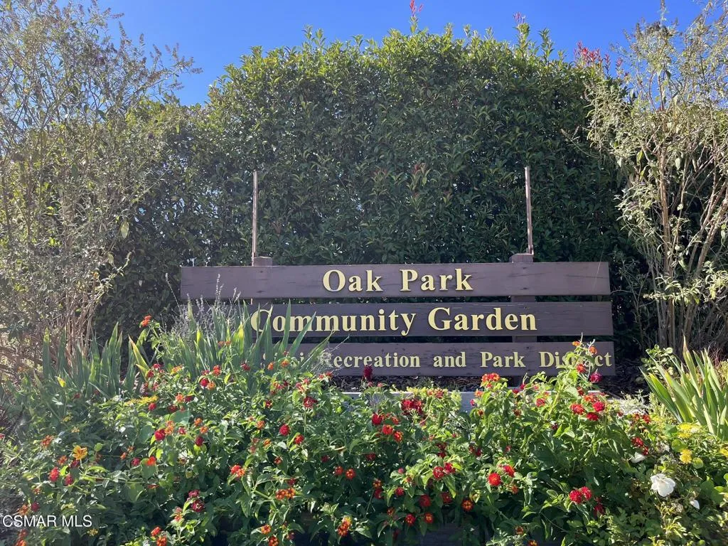 5837 Oak Bend Ln 307, Oak Park, California 91377 home-pic-47
