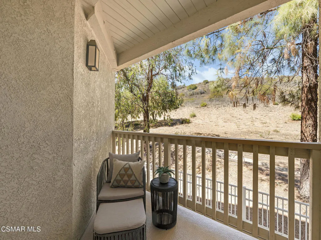 5837 Oak Bend Ln 307, Oak Park, California 91377 home-pic-21