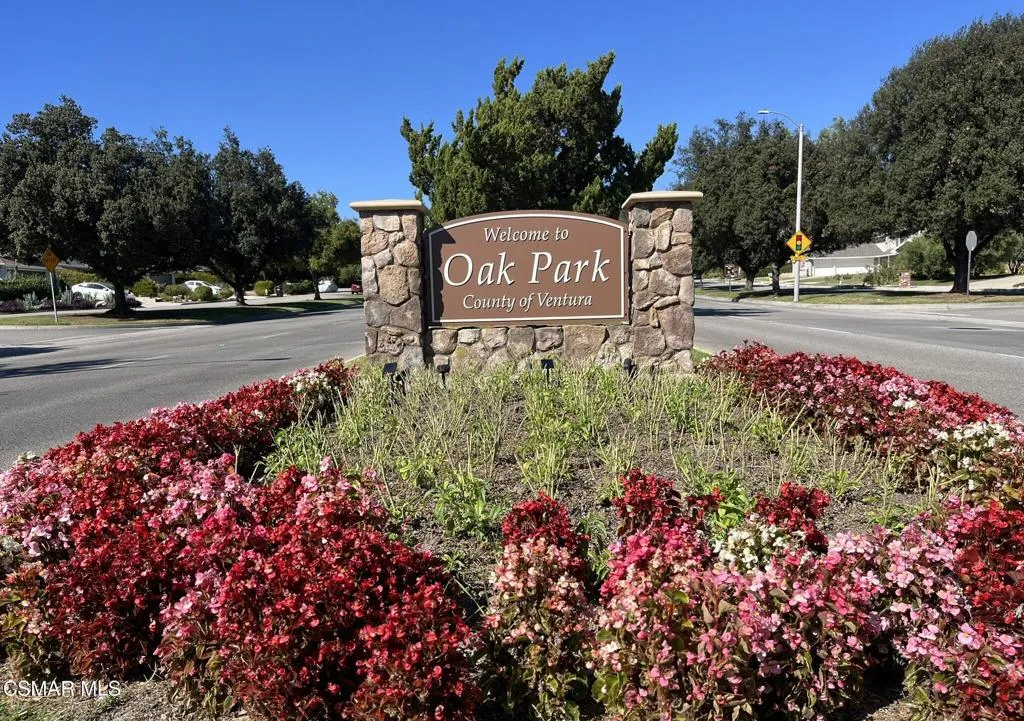5837 Oak Bend Ln 307, Oak Park, California 91377 home-pic-51