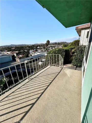 Front deck