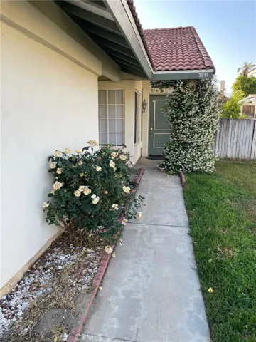 3917 Klamath River Drive, Ontario, California 91761