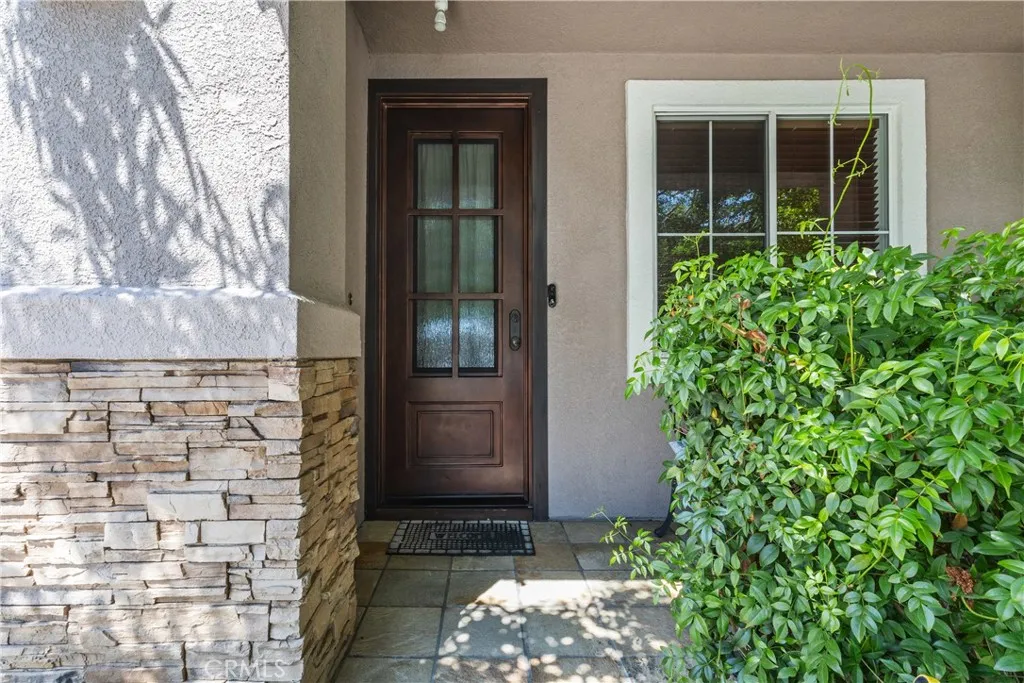 23 Red Coat Place, Irvine, California 92602 home-pic-2