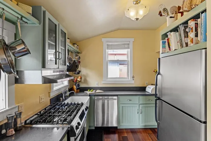 705 Union Street, Pacific Grove, California 93950