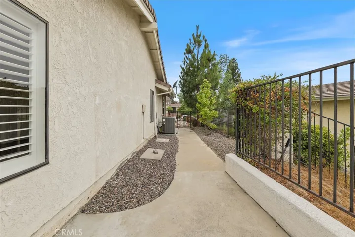 614 S Pathfinder Trail, Anaheim Hills, California 92807