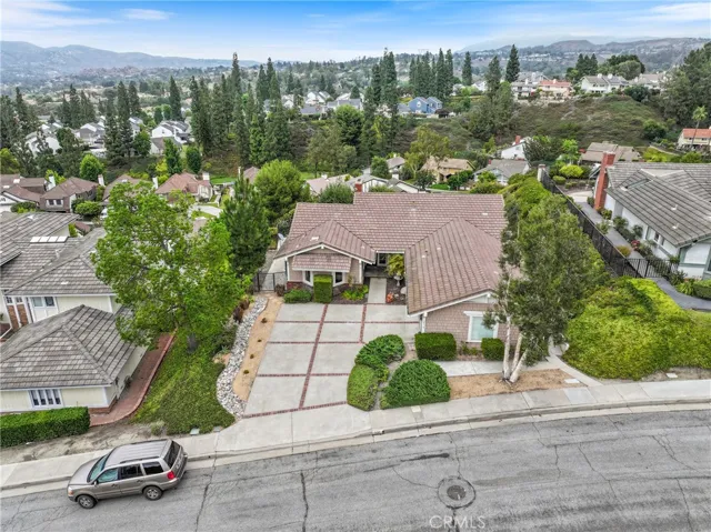 614 S Pathfinder Trail, Anaheim Hills, California 92807