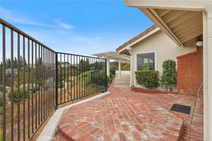 614 S Pathfinder Trail, Anaheim Hills, California 92807