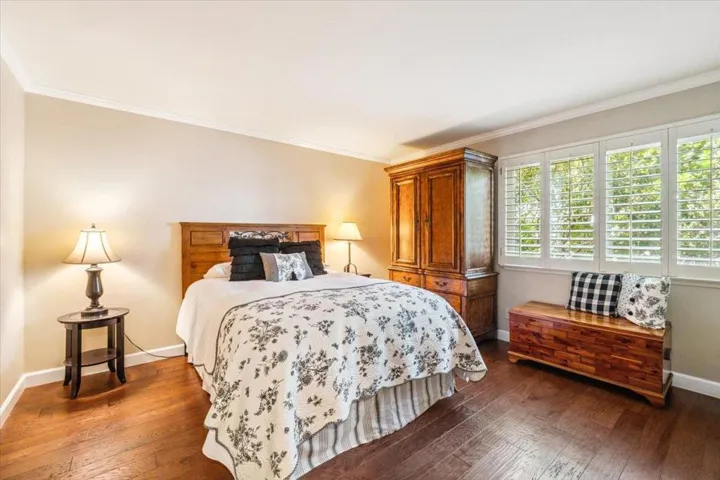 11 Skyline, Monterey, California 93940