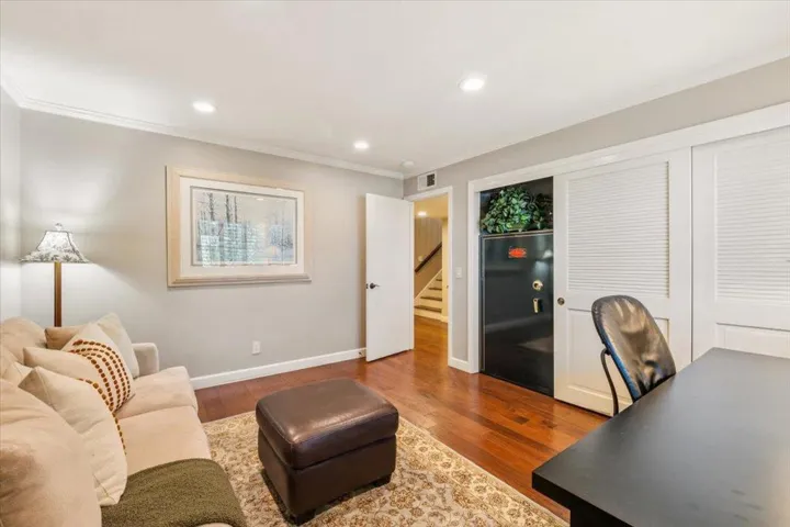 11 Skyline, Monterey, California 93940