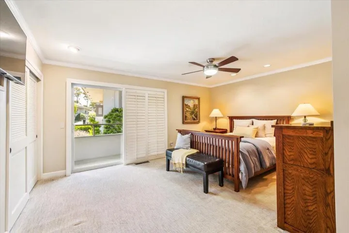 11 Skyline, Monterey, California 93940