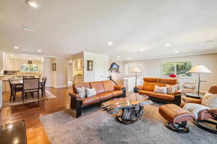 11 Skyline, Monterey, California 93940