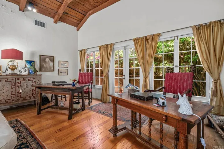 1607 N Gardner Street, Los Angeles, California 90046