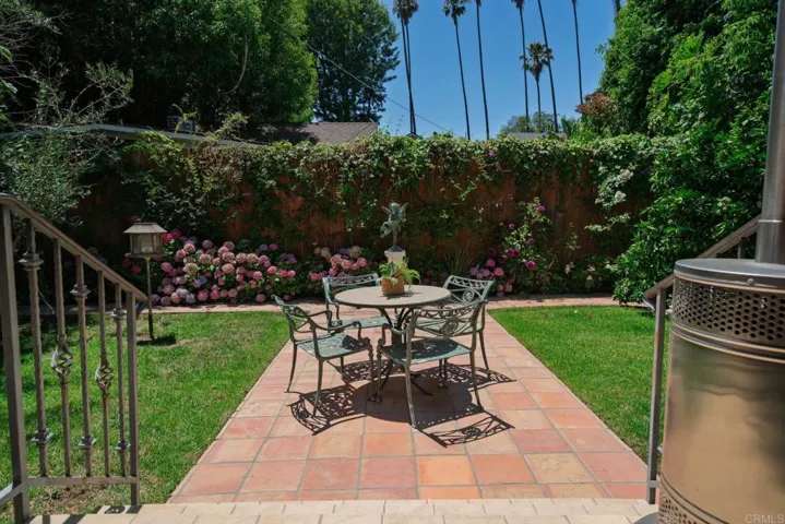 1607 N Gardner Street, Los Angeles, California 90046
