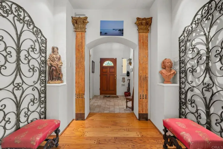 1607 N Gardner Street, Los Angeles, California 90046