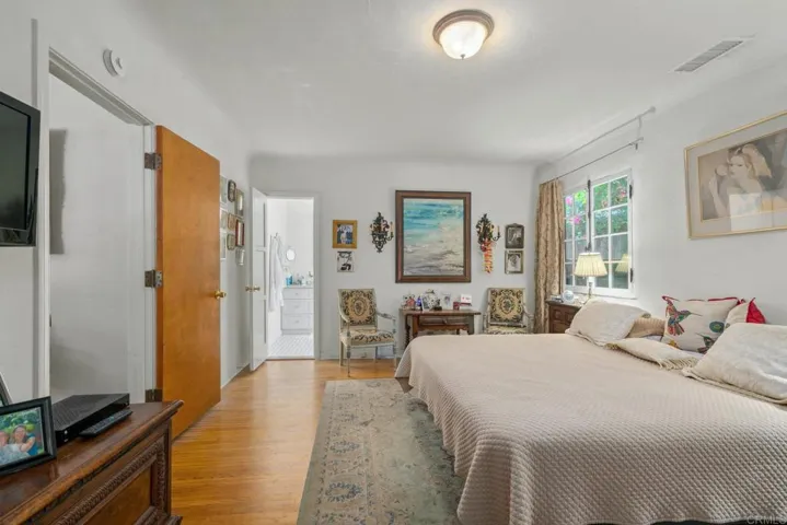 1607 N Gardner Street, Los Angeles, California 90046