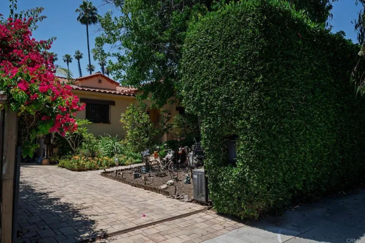 1607 N Gardner Street, Los Angeles, California 90046