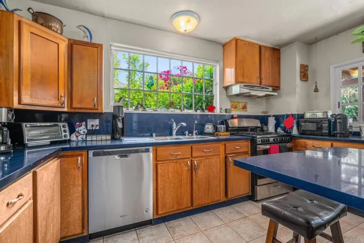 1607 N Gardner Street, Los Angeles, California 90046