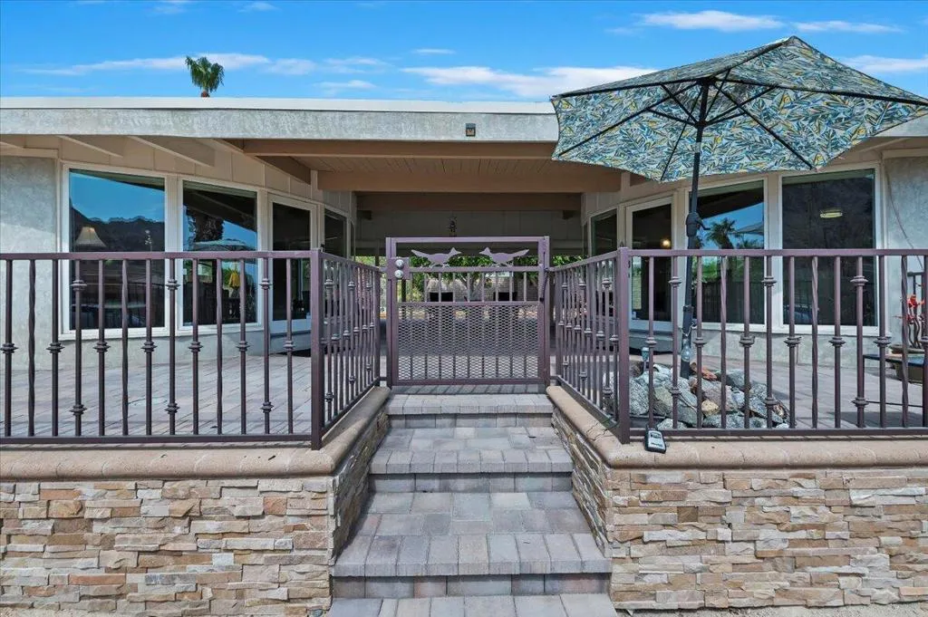 Elevated Front Courtyard