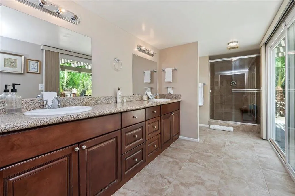 Dual Sink