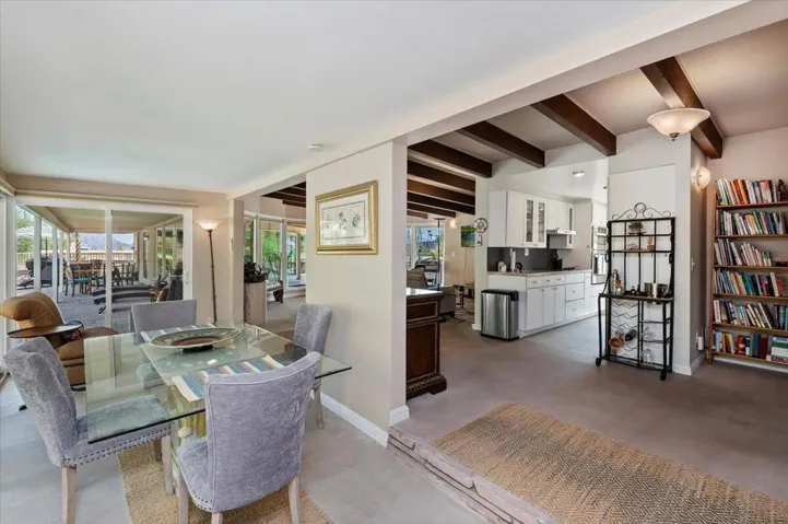Dining Directly off Kitchen