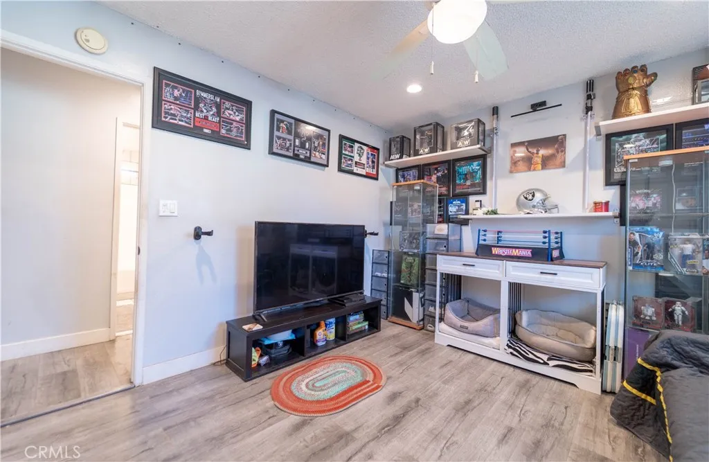 7260 Richfield Street 318, Paramount, California 90723 home-pic-14