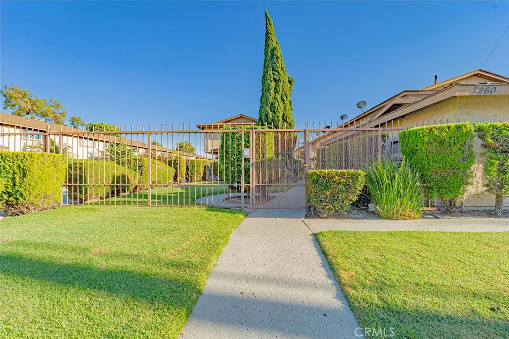 7260 Richfield Street 318, Paramount, California 90723 home-pic-0