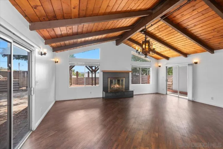 9307 Dalehurst Rd, Santee, California 92071
