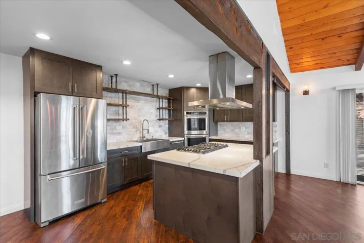 9307 Dalehurst Rd, Santee, California 92071