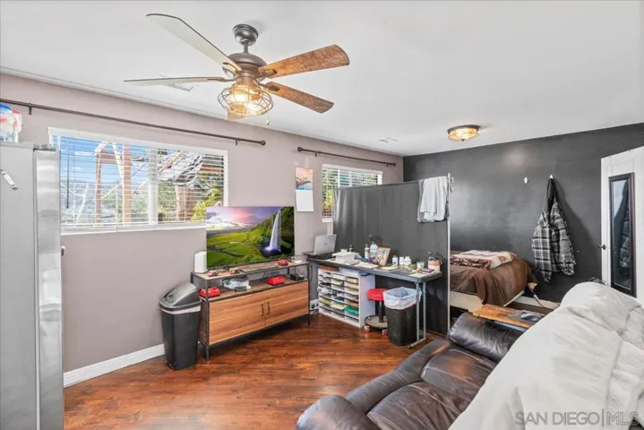 9307 Dalehurst Rd, Santee, California 92071