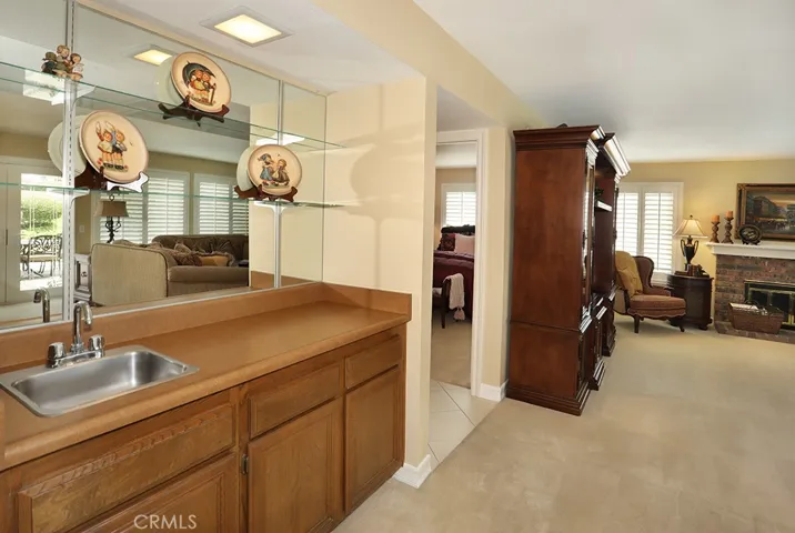 Wet bar off family room
