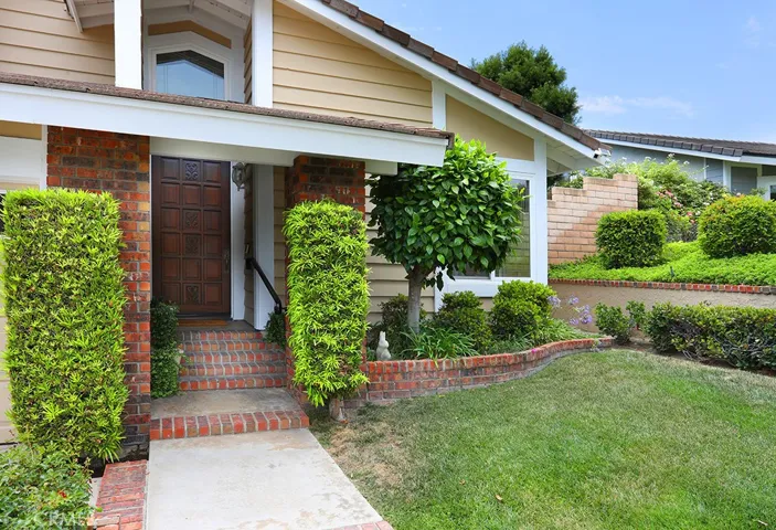 5685 Avenida Florencia, Yorba Linda, California 92887
