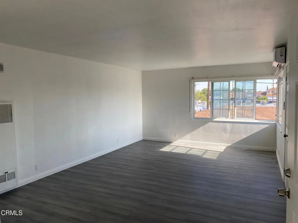 5716 N Charlotte Avenue, San Gabriel, California 91775 home-pic-8