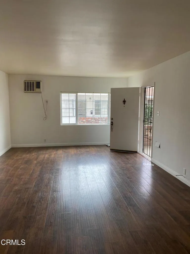 5716 N Charlotte Avenue, San Gabriel, California 91775 home-pic-16