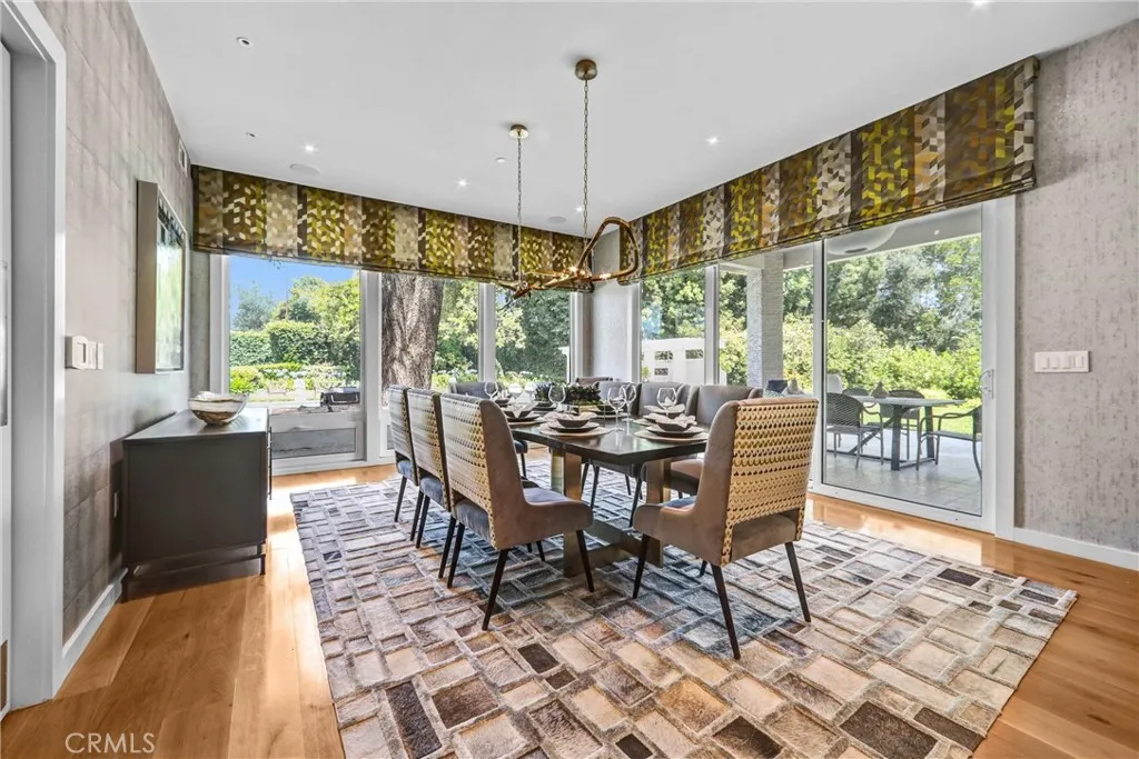 935 Hillcrest Place, Pasadena, California 91106 home-pic-14